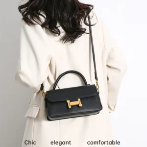 2025 Convertible Hobo Bag: Bottega-Inspired Intrecciato - Luxe Leather for Boardroom Briefings & Napa Valley Sunset