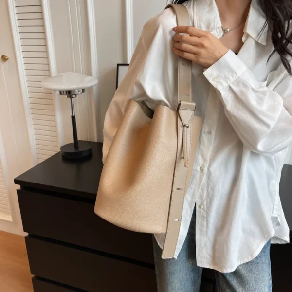 LEFTSIDE Retro Small Solid Color Leather Shoulder Bags For Women 2025 Designer Korean Fashion Female Handbags Underarm Bag - Image 2