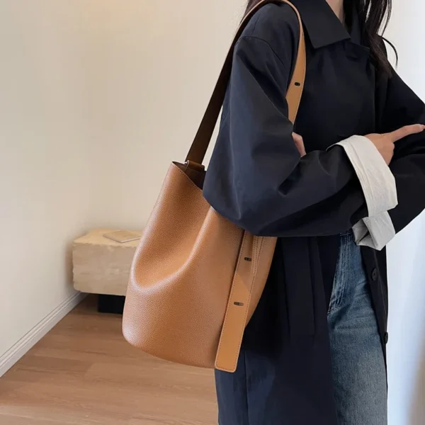 LEFTSIDE Retro Small Solid Color Leather Shoulder Bags For Women 2025 Designer Korean Fashion Female Handbags Underarm Bag - Image 3