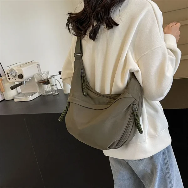 Nylon Fabric Shoulder Bag New High Capacity Women's Crossbody Messenger Bag Leisure Versatile Shoulder Hobos Bag - Image 7
