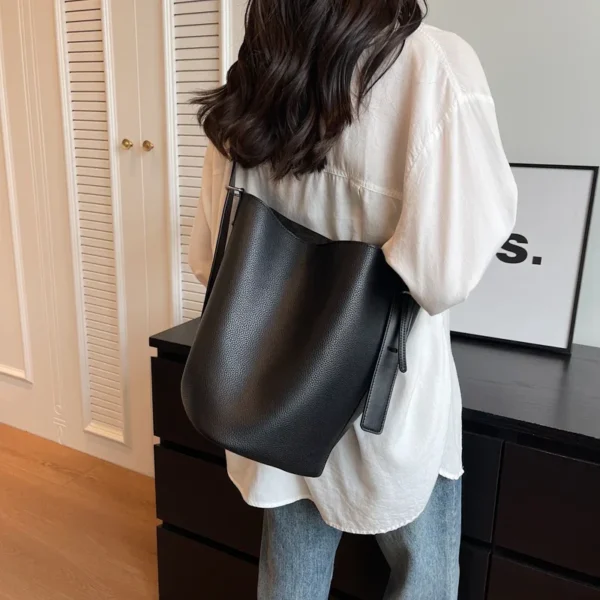 LEFTSIDE Retro Small Solid Color Leather Shoulder Bags For Women 2025 Designer Korean Fashion Female Handbags Underarm Bag - Image 9
